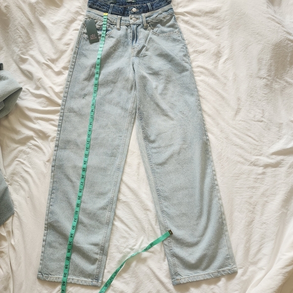 Light Blue Denim Jeans, Wild Fable Double Waist High Rise Relaxed 90s. Size 2. - Picture 2 of 7